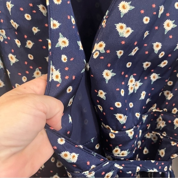 Glamorous Tall navy blue long sleeve midi wrap dress size 10 - Picture 6 of 12